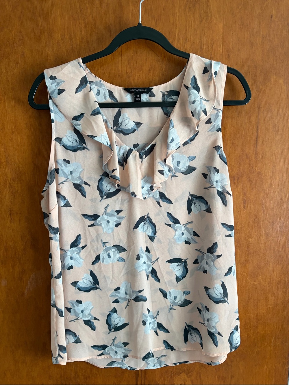 Banana Republic Peach Floral Ruffle Neck Sleeveless Camisole